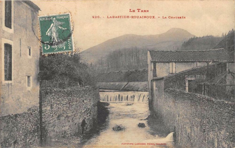 Carte postale ancienne Labastide Rouairoux La Chaussee à Rouairoux