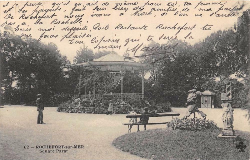 Carte postale ancienne Rochefort Sur Mer Square Parat à Rochefort