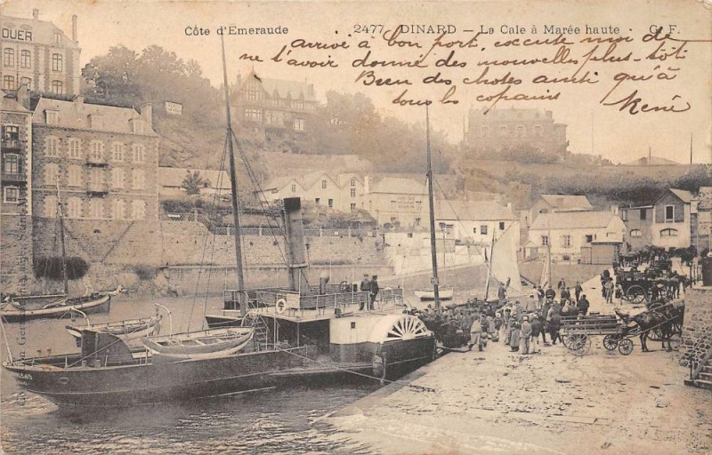 Carte postale ancienne Dinard La Cale A Maree Haute (dos non divisé) à Dinard