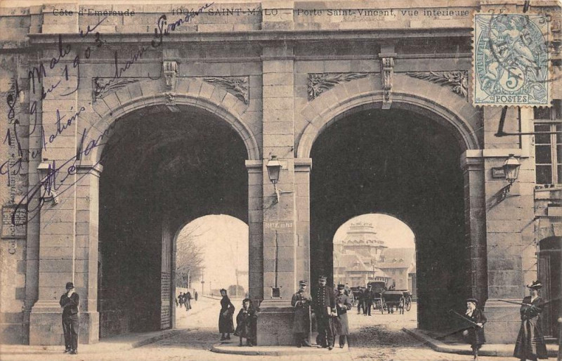 Carte postale ancienne Saint Malo Porte Saint Vincent Vue Interieure (dos non divisé) à Saint-Malo
