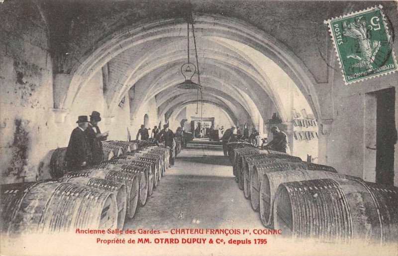 Carte postale ancienne Cognac CHAY+TEAU Francois 1ER Propriete De M.m.otard Dupuy (Scan Recto Ve à Cognac