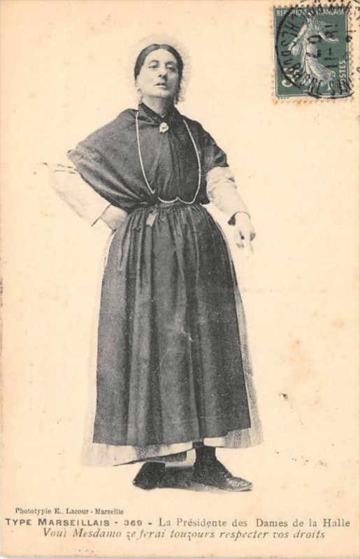Carte postale ancienne Type Marseillais Poissonniere (Voir Verso