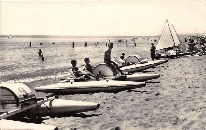 Carte postale ancienne SM66 Canet Plage La Plage