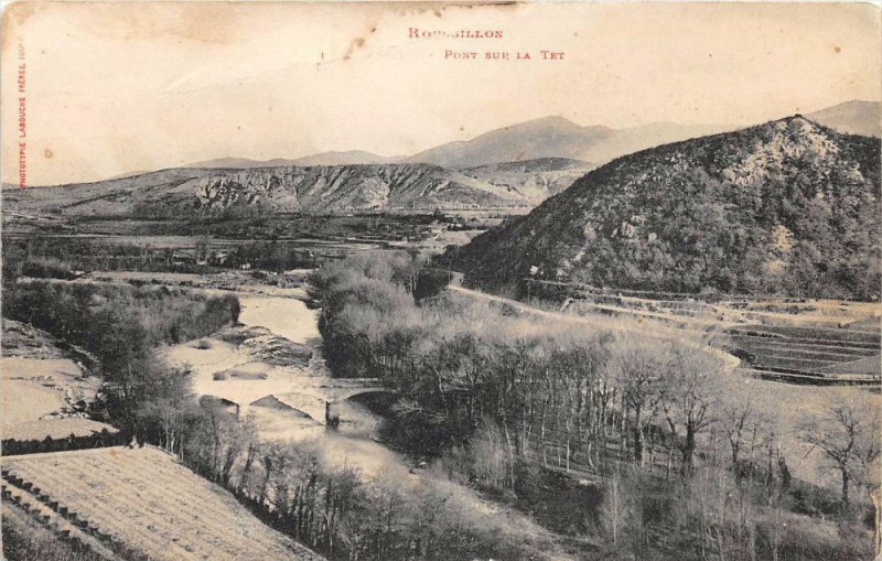 Carte postale ancienne Vinca Pont Sur La Tet à Vinça