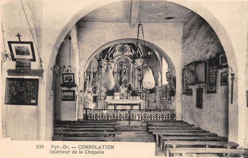 Carte postale ancienne Consolation Interieur De La Chapelle à Ur