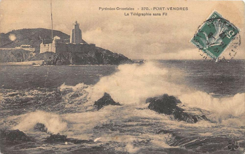 Carte postale ancienne Port Vendres La Telegraphie Sans Fil à Port-Vendres