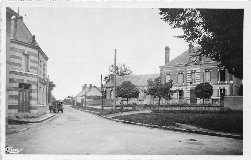 Carte postale ancienne Duizon La Mairie