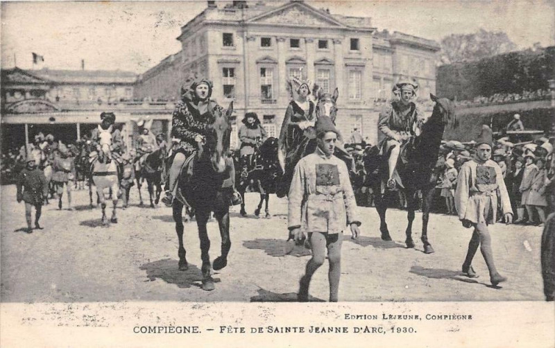 Carte postale ancienne Compiegne Fete De Sainte Jeanne D´ARC  N°2 à Compiègne