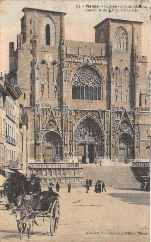 Carte postale ancienne 38 Vienne Attelage