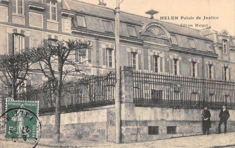 Carte postale ancienne Melun Palais De Justice à Melun