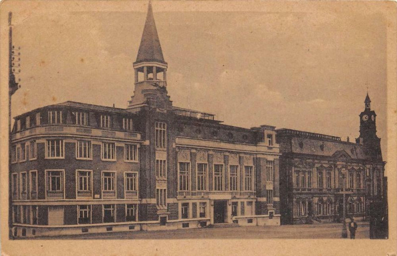 Carte postale ancienne Noisy Le Sec Place De La Mairie à Noisy-le-Sec