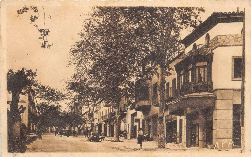 Carte postale ancienne Le Perthus Quartier Espagnol au Perthus