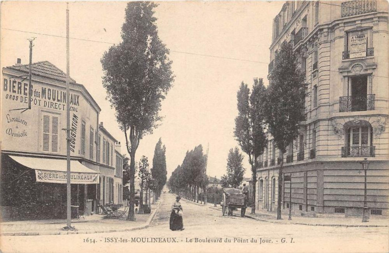 Carte postale ancienne Issy Les Moulineaux Le Boulevard Du Point Du Jour à Issy-les-Moulineaux