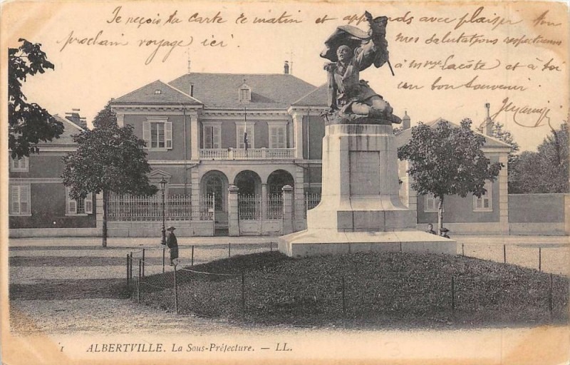 Carte postale ancienne Albertville La Sous Prefecture à Albertville