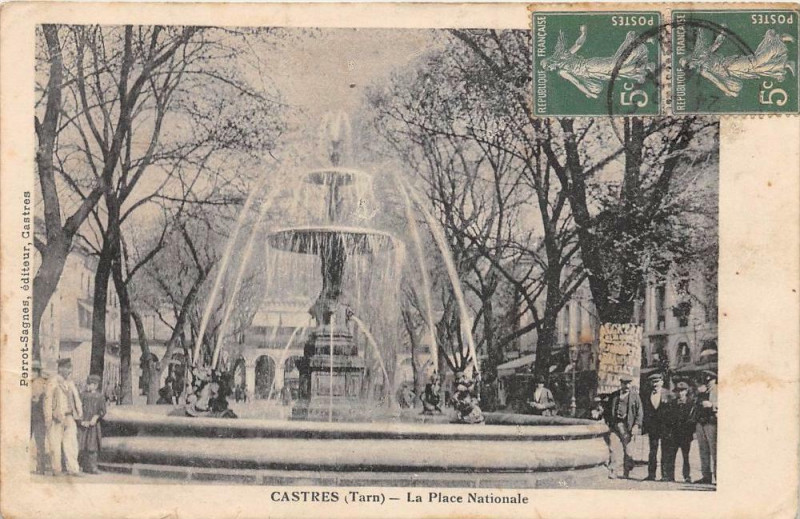 Carte postale ancienne Castres La Place Nationale à Castres