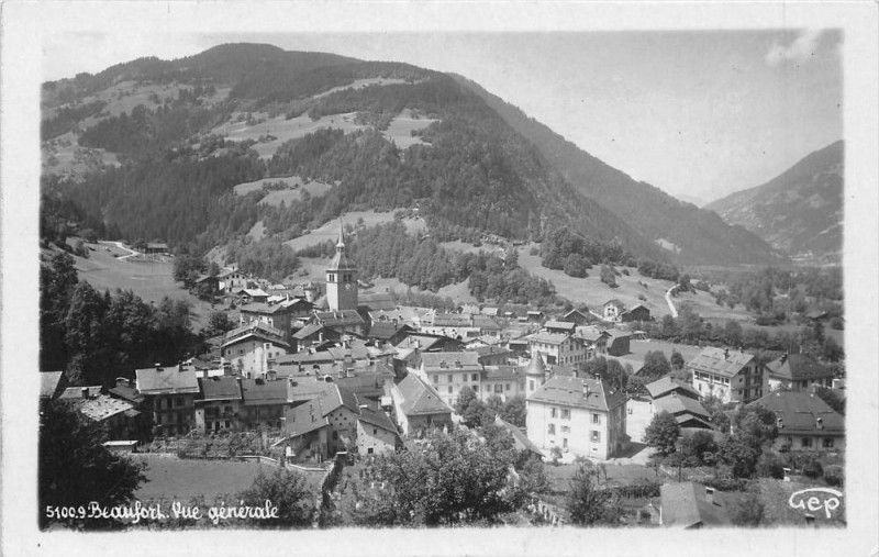 Carte postale ancienne Beaufort Vue Generale à Beaufort