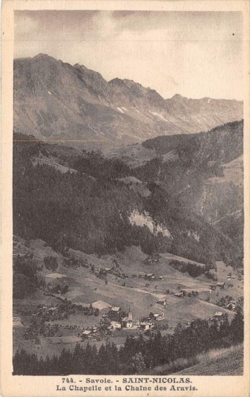 Carte postale ancienne Saint Nicolas La Chapelle Et La Chaine Des Aravis à La Chapelle