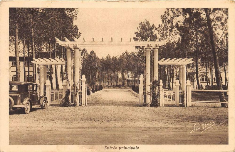 Carte postale ancienne Andernos Ecole En Plein Air