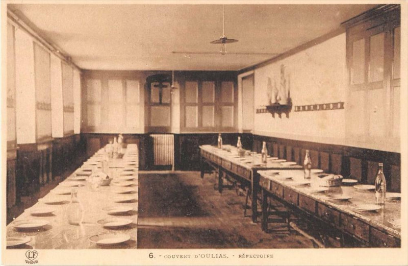 Carte postale ancienne Couvent D´OULIAS Refectoire