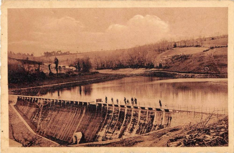 Carte postale ancienne Montredon Labessonie Barrage Dit De Bezan