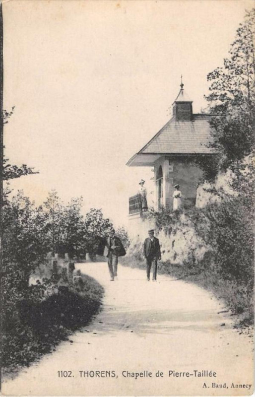 Carte postale ancienne Thorens Chapelle De Pierre Taillee