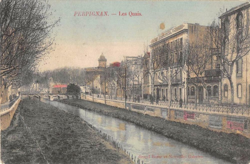 Carte postale ancienne Perpignan Les Quais à Perpignan