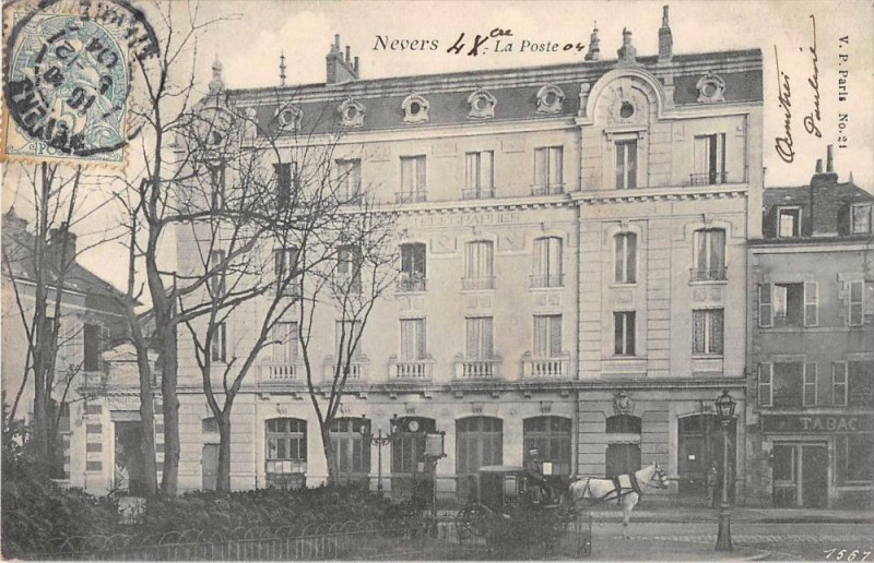 Carte postale ancienne Nevers La Poste à Nevers