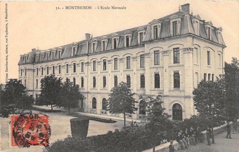 Carte postale ancienne Montbrison L'Ecole Normale à Montbrison