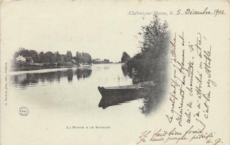 Carte postale ancienne Chalons Sur Marne La Marne Et Le Barrage (dos non divisé)