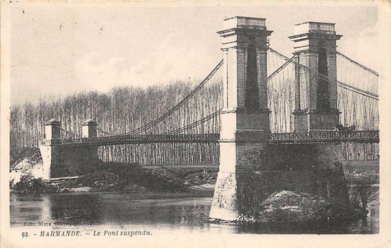 Carte postale ancienne Marmande Le Pont Suspendu à Marmande