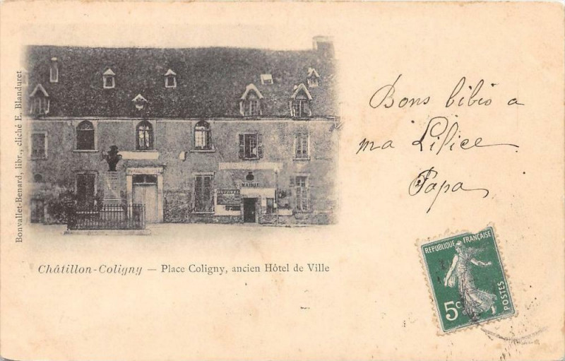 Carte postale ancienne Chatillon Coligny Place Coligny (dos non divisé)