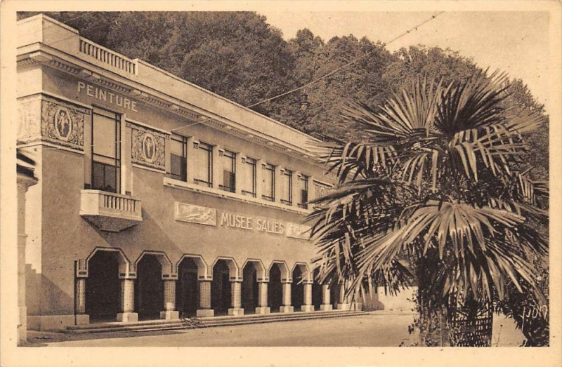 Carte postale ancienne Bagneres De Bigorre Le Musee Salies à Lies