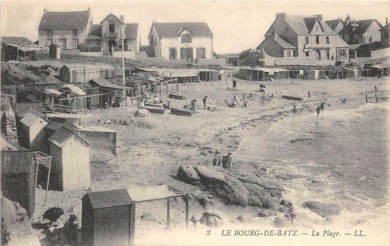 Carte postale ancienne Le Bourg De Batz La Plage
