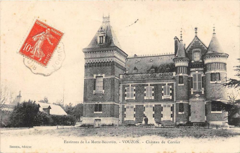 Carte postale ancienne Vouzon Chateau De Corvier à Vouzon