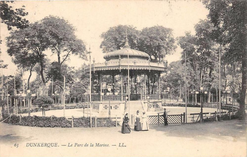 Carte postale ancienne Dunkerque Le Parc De La Marine à Dunkerque