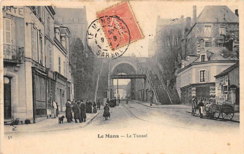 Carte postale ancienne Le Mans Le Tunnel au Mans