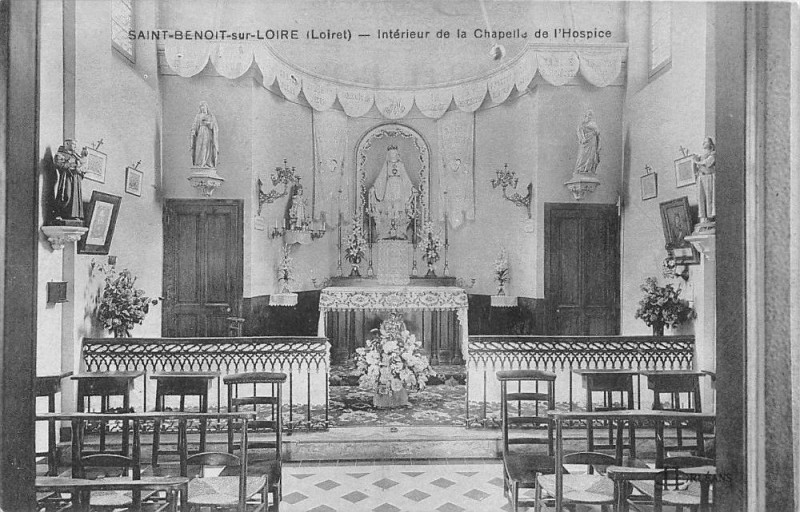 Carte postale ancienne Saint Benoit Sur Loire Interieur De La Chapelle De L'Hospice