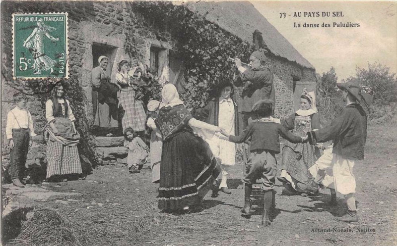Carte postale ancienne Au Pays Du Sel La Danse Des Paludiers