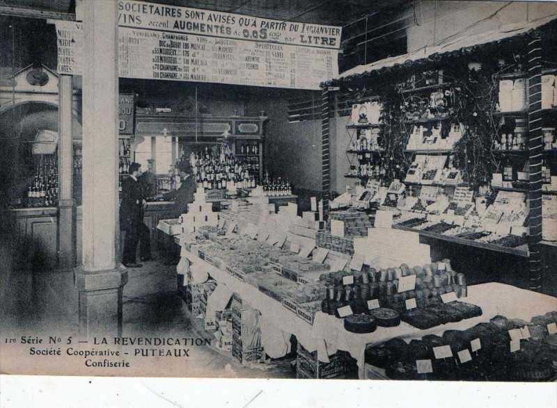 Carte postale ancienne Puteaux La Revendication Societe Cooperative Confiserie (Cpa Industrie Be à Puteaux