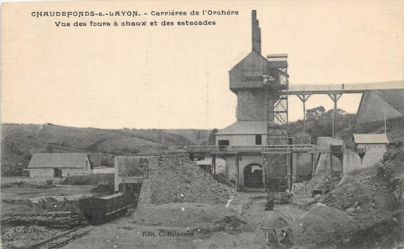 Carte postale ancienne Chaudefonds S Layon Carrieres De L´ORCHERE Vue Des Fours A Chaux Et Des E