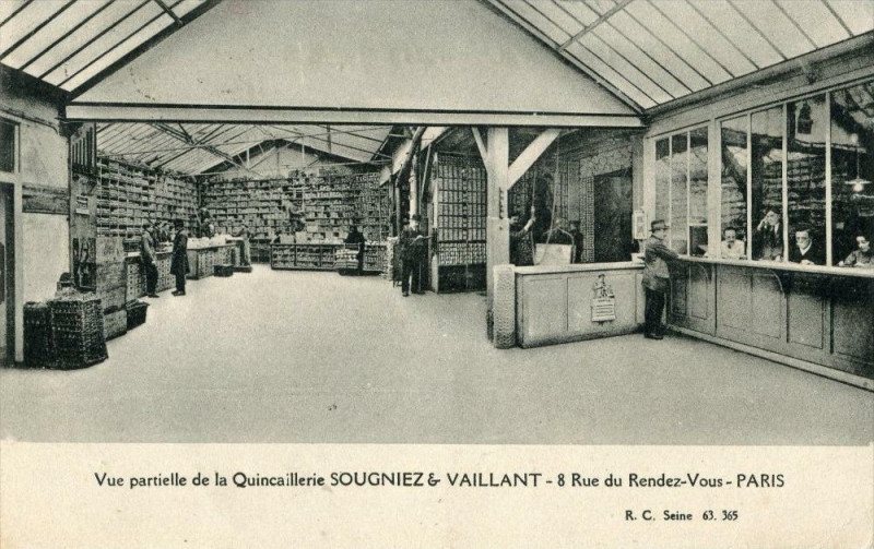 Carte postale ancienne Paris 12e Vue Partielle De La Quincaillerie Sougniez Et Vaillant Rue Du R à Paris 12e