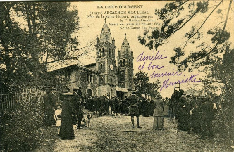 Carte postale ancienne Arcachon Moulleau Fete De La Saint Hubert Messe En Plein Air ( Pas Couran à Arcachon