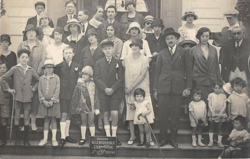 Carte postale ancienne La Bourboule Carte Photo N°4 à La Bourboule
