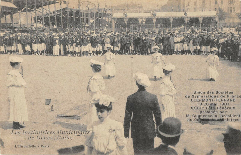 Carte postale ancienne Clermont Ferrand Union Societe Gymnastique Les Institutrices Municipales à Clermont-Ferrand