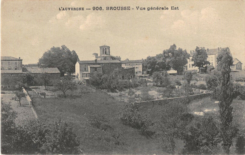 Carte postale ancienne Brousse Vue Generale Est à Brousse