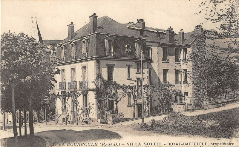 Carte postale ancienne La Bourboule Villa Soleil Royat Baffeleuf à Royat