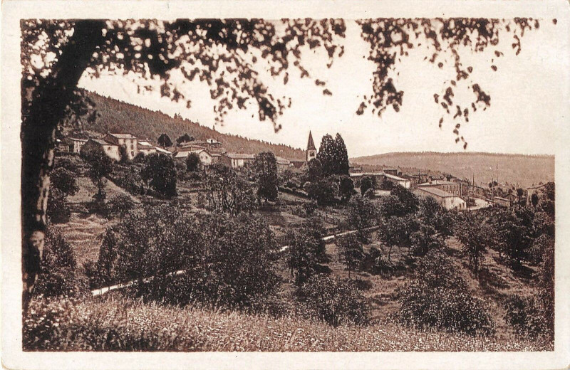 Carte postale ancienne Arconsat Vue Generale à Arconsat