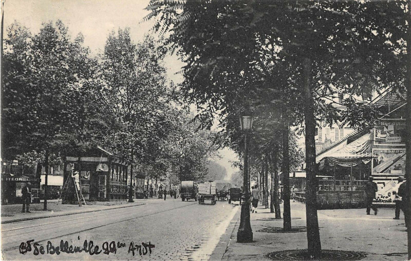 Carte postale ancienne Boulevard de Belleville à Paris 20e