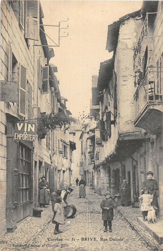 Carte postale ancienne Brive La Rue Dubois