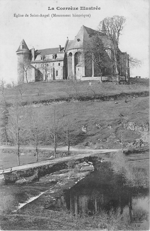 Carte postale ancienne Eglise Saint Angel à Saint-Angel